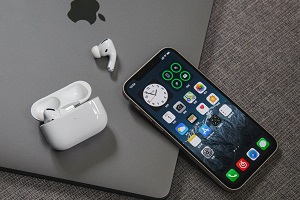 Naprawy telefonów w serwisie Apple